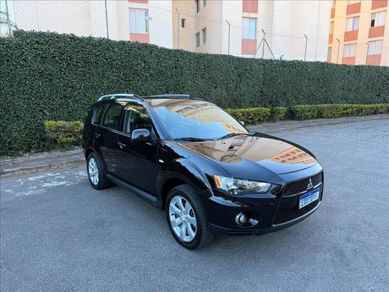MITSUBISHI OUTLANDER 2.4 4X4 16V GASOLINA 4P AUTOMÁTICO